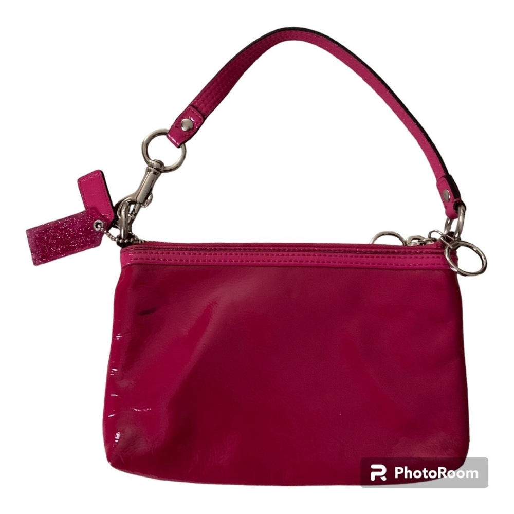 Coach Poppy Liquid Gloss Swingback large wristlet - Picture 2 of 10